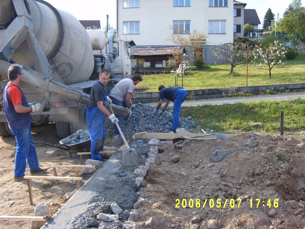 S3700019.JPG